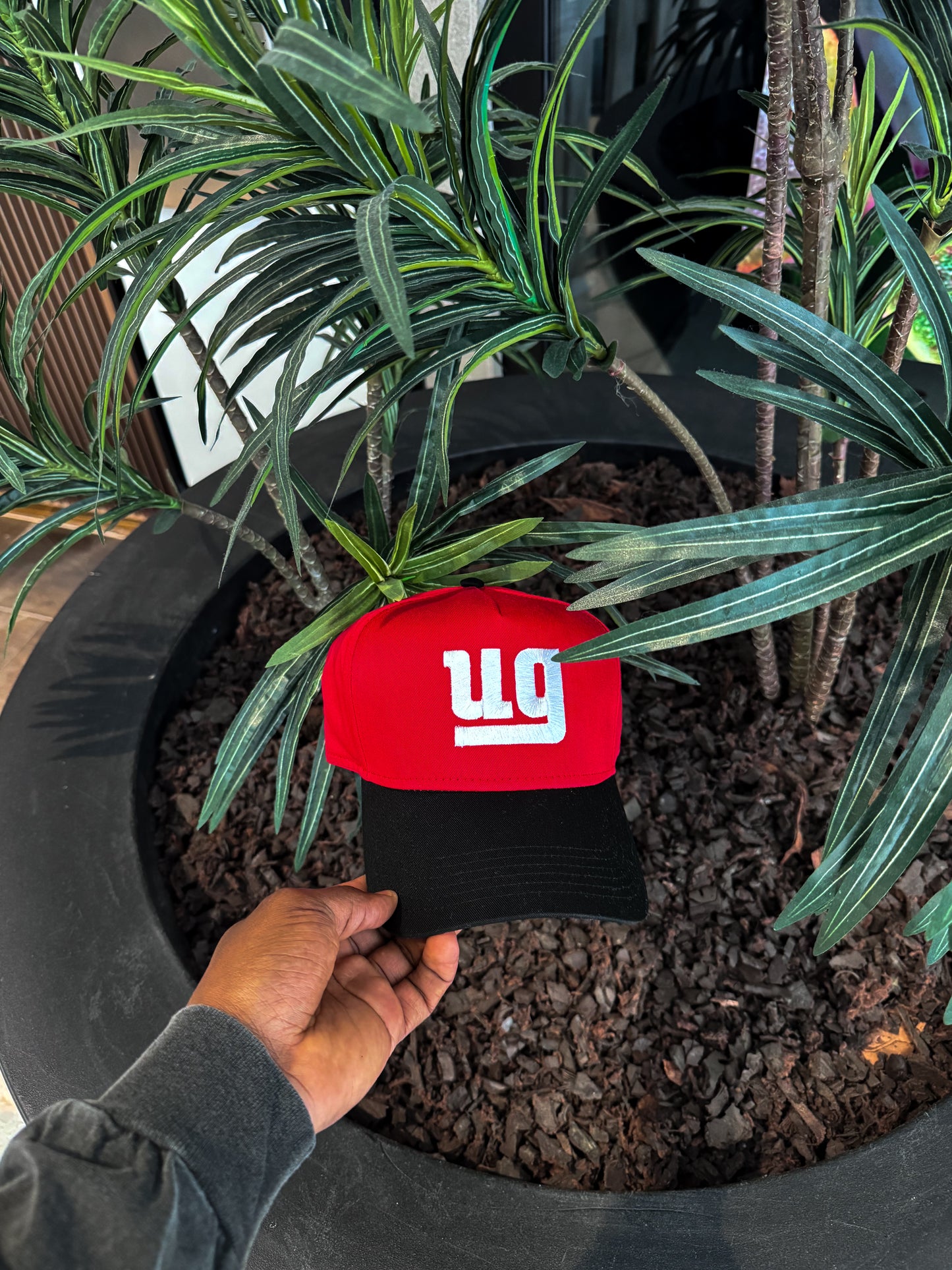 ug 🇺🇬 5 Panel mid profile hat