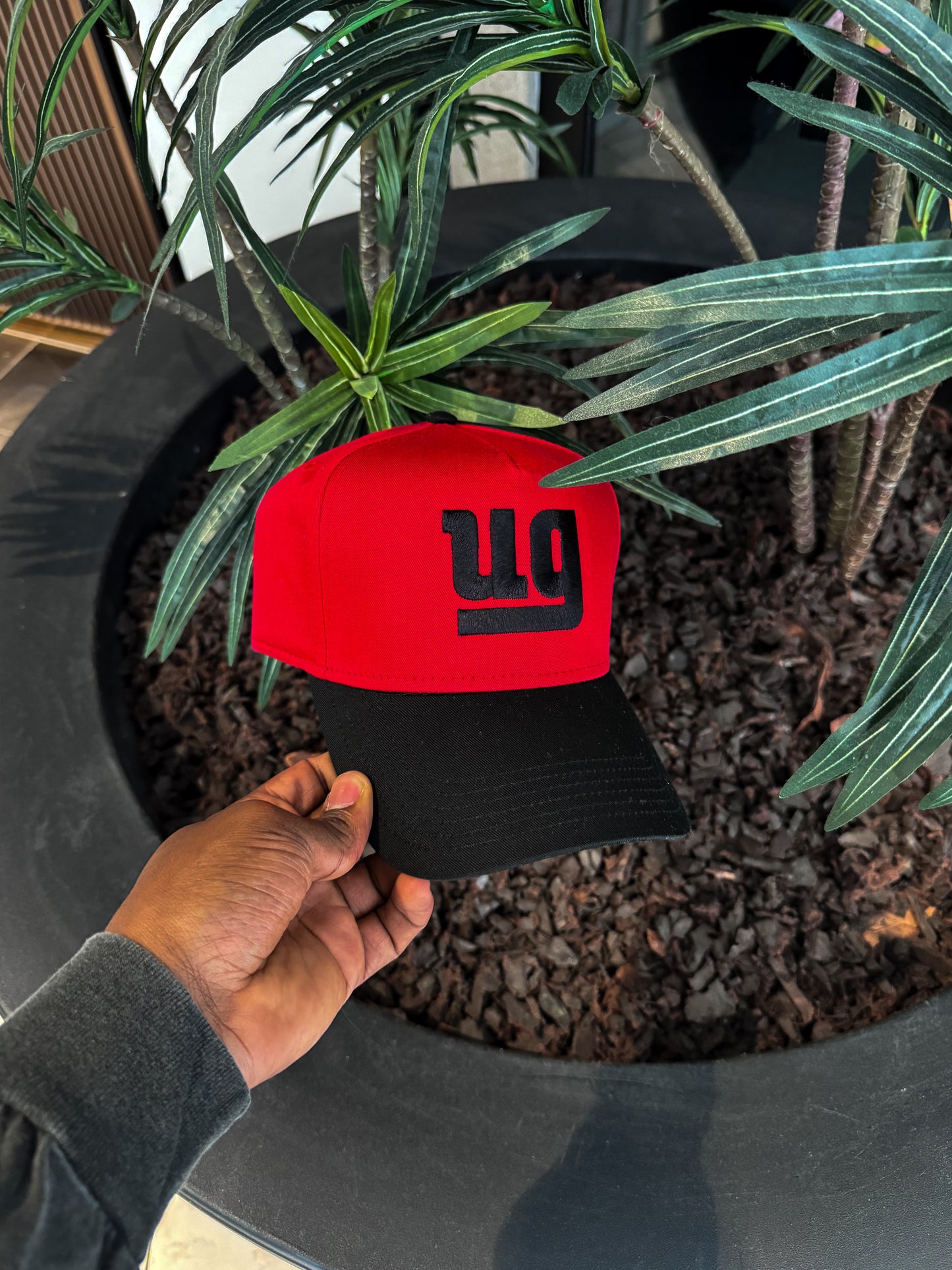 ug 🇺🇬 5 Panel mid profile hat